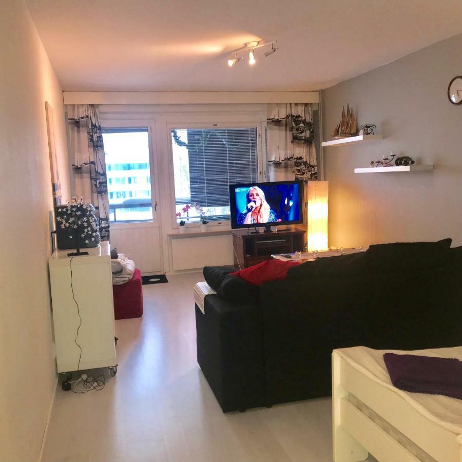 Kemi City L Near Snowcastle, 2 Rooms, Kitchen, Glazed Balcony, Free Parking On Street Eksteriør bilde